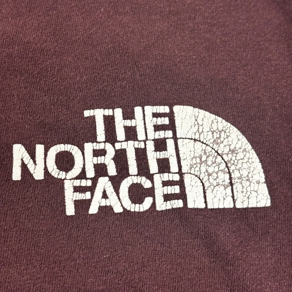 The North Face T-Shirt Mens Medium Burgundy Maroon Short‎ Sleeve Logo Tee